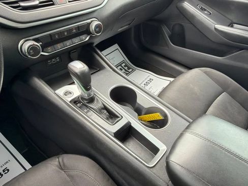 Used 2022 Nissan Altima 2.5 SV FWD image 24