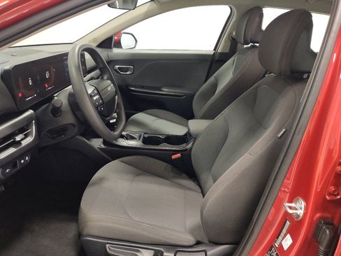 Used 2025 Kia K4 FWD image 17