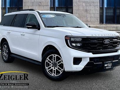 Used 2025 Ford Expedition Active