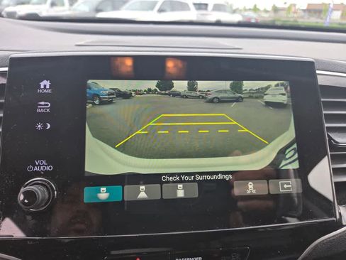 Used 2020 Honda Pilot Touring image 11