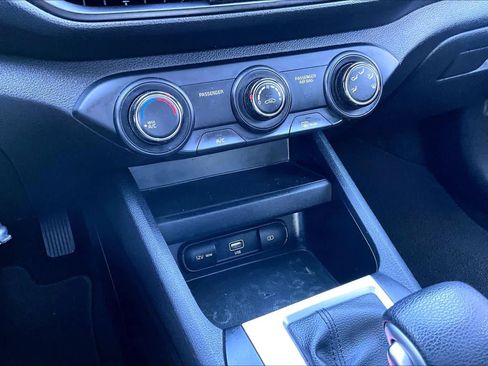 Used 2024 Kia Forte LXS w/ LXS Technology Package image 30