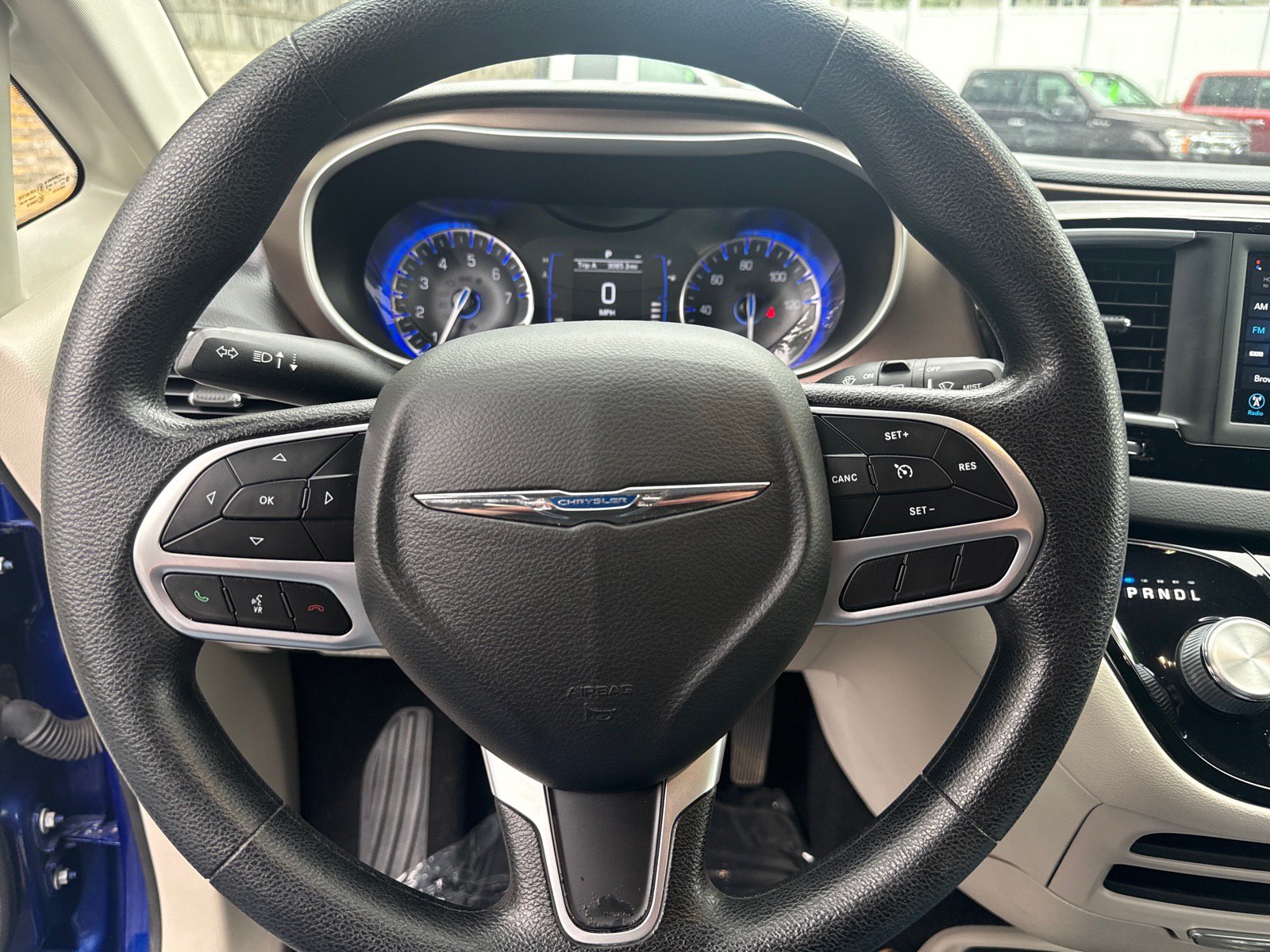 Used 2021 Chrysler Voyager LX FWD image 20