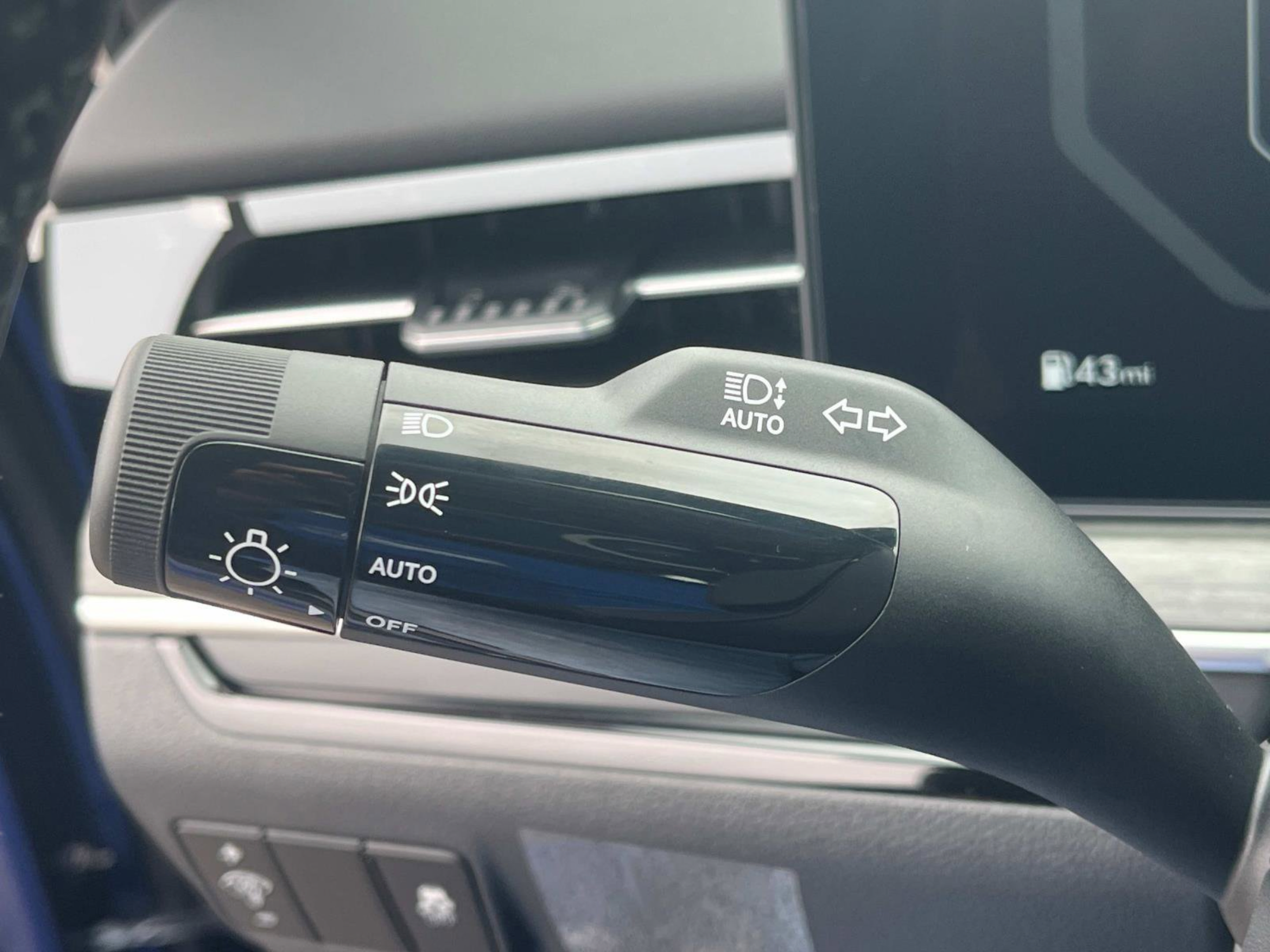 New 2025 Kia K5 EX FWD image 30