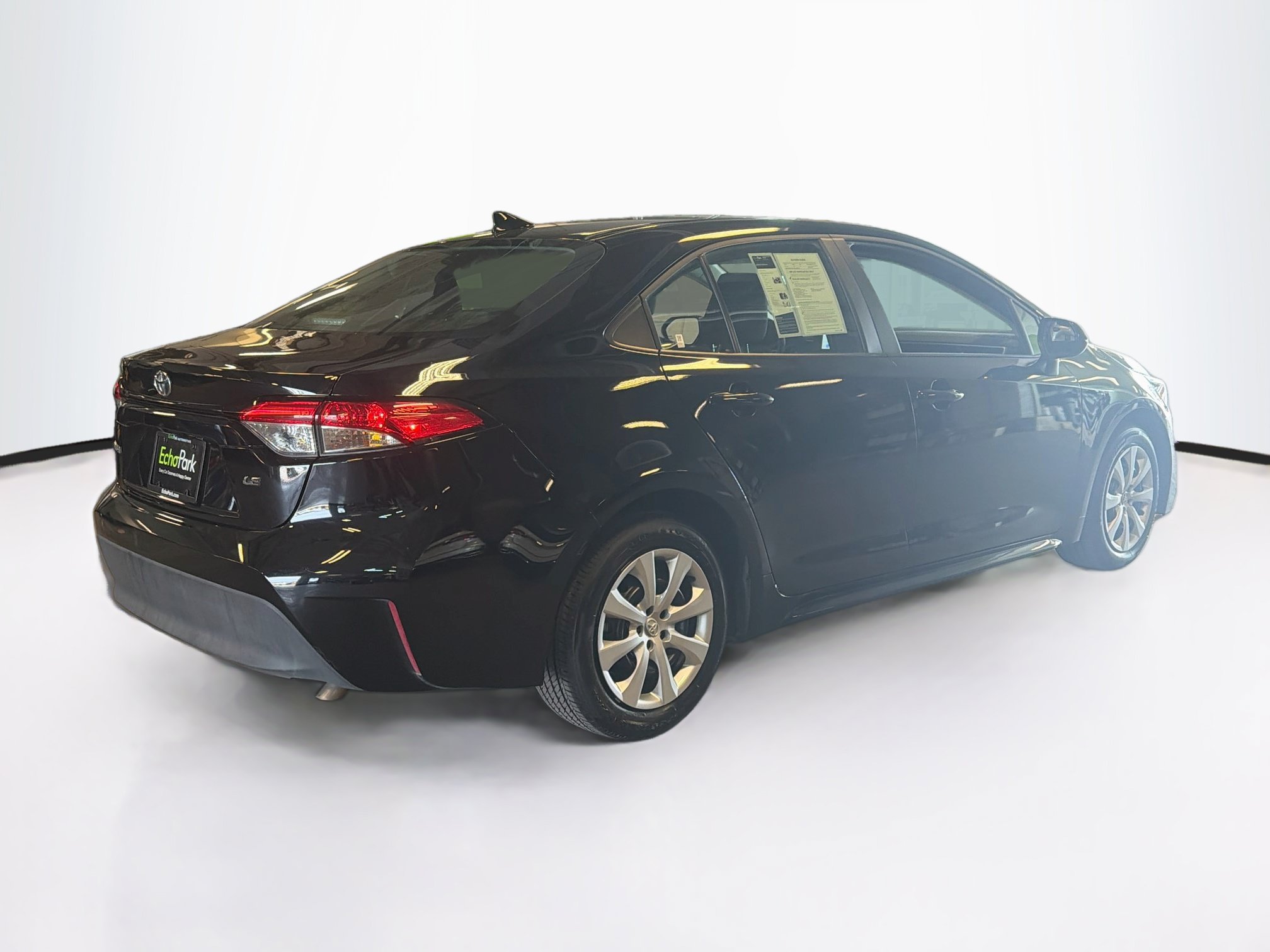 Used 2026 Toyota Corolla LE FWD image 9