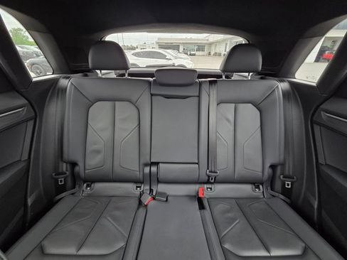 Used 2024 Audi Q3 2.0T Premium AWD/4WD image 28