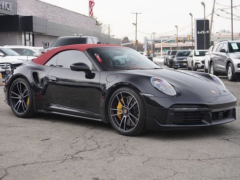 Used 2022 Porsche 911 Turbo S w/ 911 Turbo Sportdesign Package AWD/4WD image 2