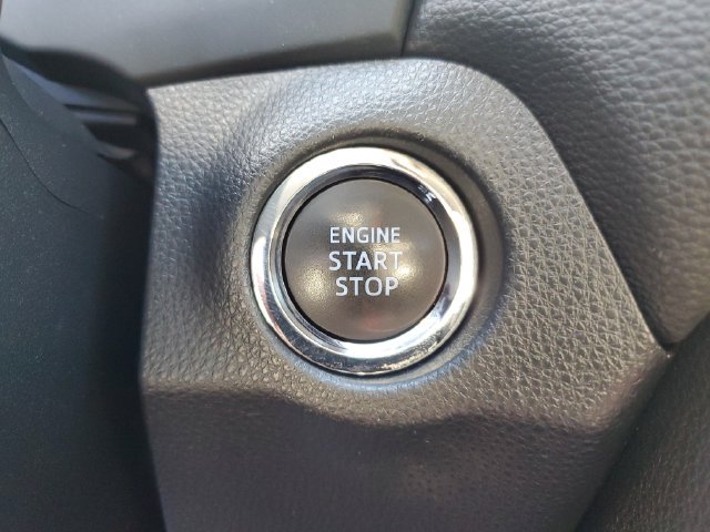 Used 2020 Toyota RAV4 XLE Premium w/ All Weather Liner Package FWD image 28