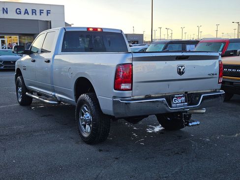 Used 2018 RAM 2500 Tradesman w/ Chrome Appearance Group image 8