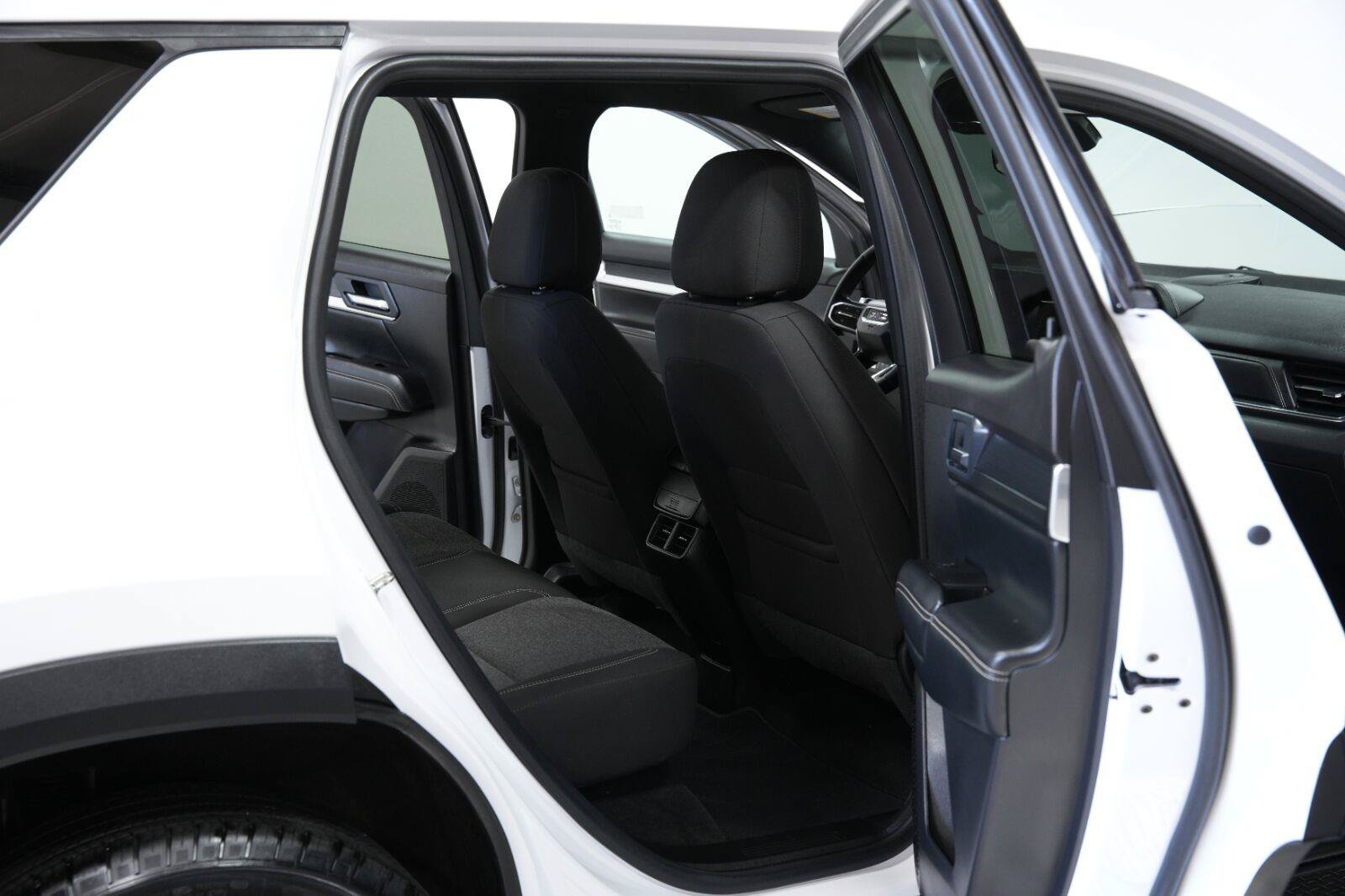 Used 2026 GMC Terrain Elevation FWD image 11