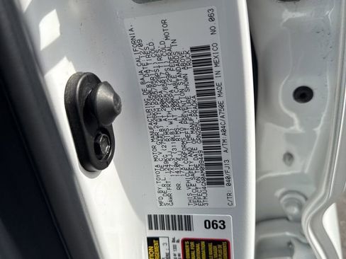 Used 2010 Toyota Tacoma PreRunner w/ TRD Sport Pkg image 32