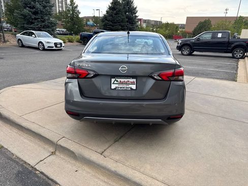 Used 2021 Nissan Versa S FWD image 7
