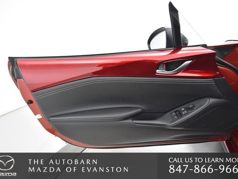 New 2026 MAZDA MX-5 Miata Club w/ Weather Package RWD image 37