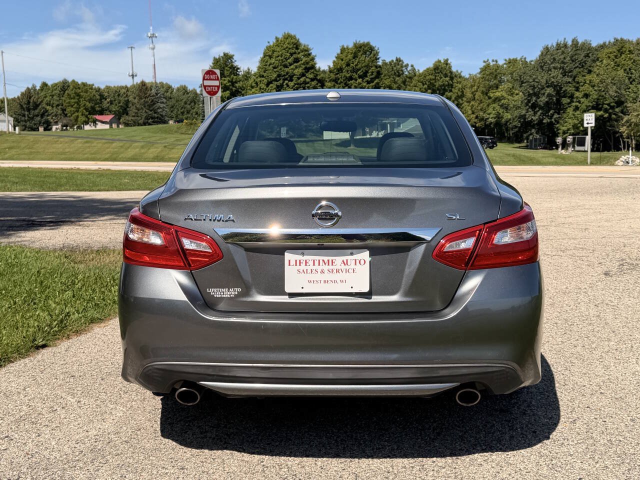 Used 2016 Nissan Altima 2.5 SL w/ 2.5 Technology Package FWD image 4