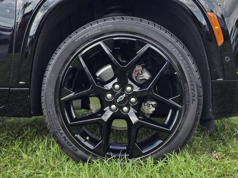 Certified 2024 Chevrolet Traverse RS FWD image 13