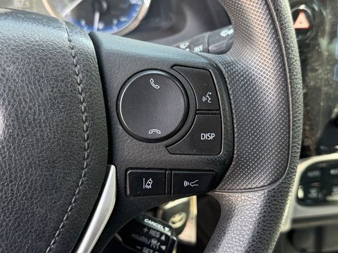 Used 2019 Toyota Corolla LE w/ Carpet Mat Package (TMS) image 14