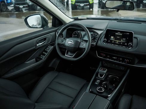 New 2026 Nissan Rogue SV image 14