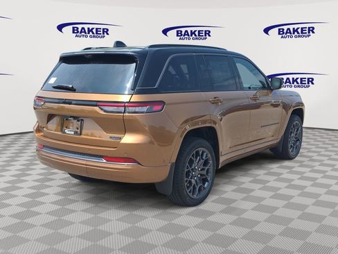 New 2026 Jeep Grand Cherokee Summit AWD/4WD image 3
