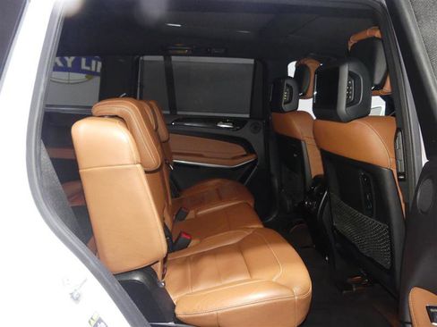 Used 2017 Mercedes-Benz GLS 550 4MATIC image 29