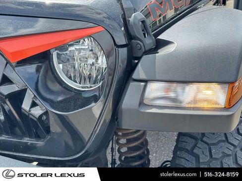 Used 2021 Jeep Gladiator Mojave AWD/4WD image 6