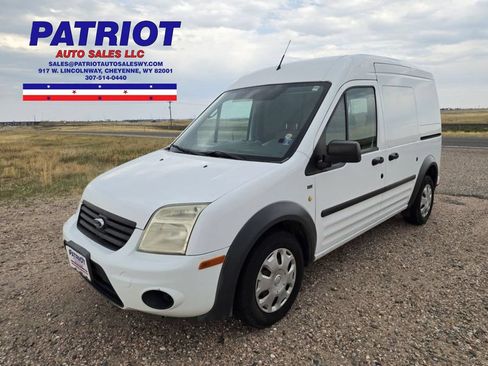 Used 2011 Ford Transit Connect XLT FWD image 1