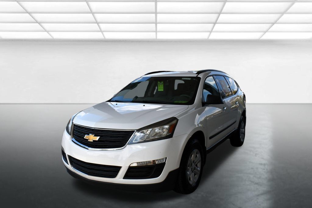 Used 2017 Chevrolet Traverse LS FWD image 5