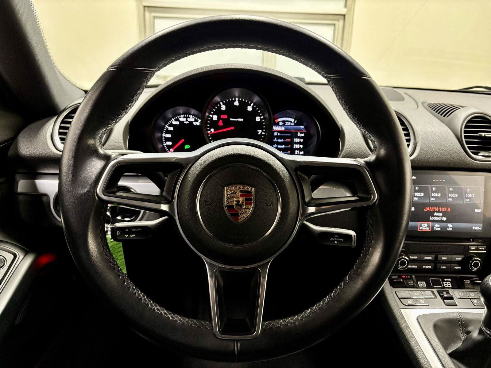 Used 2017 Porsche 718 Cayman RWD image 18