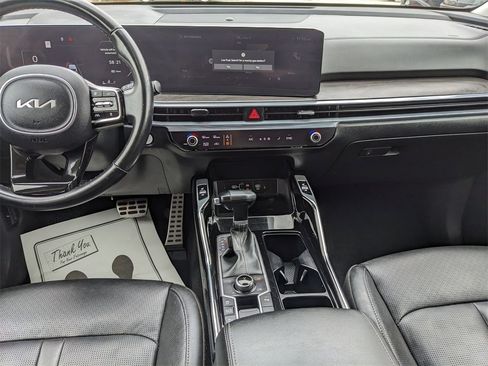 Certified 2024 Kia Sorento SX image 18