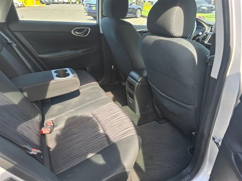 Used 2019 Nissan Sentra SV FWD image 13