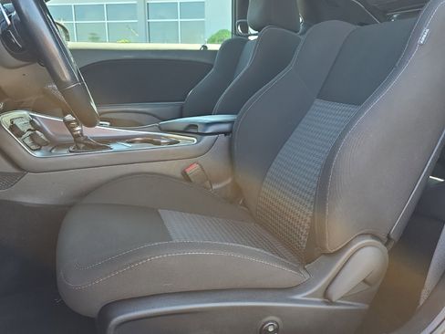 Used 2021 Dodge Challenger R/T image 21