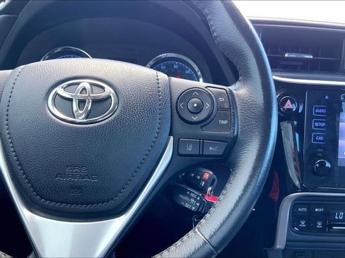 Used 2017 Toyota Corolla SE FWD image 17