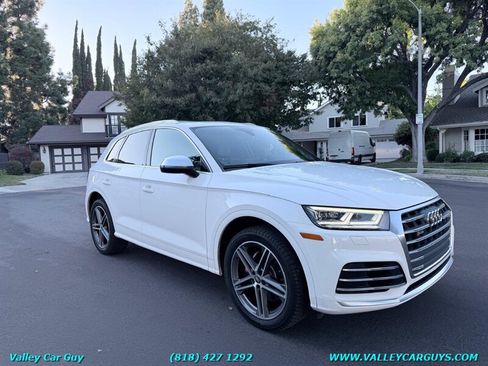 Used 2019 Audi SQ5 Premium w/ Convenience Package AWD/4WD image 2