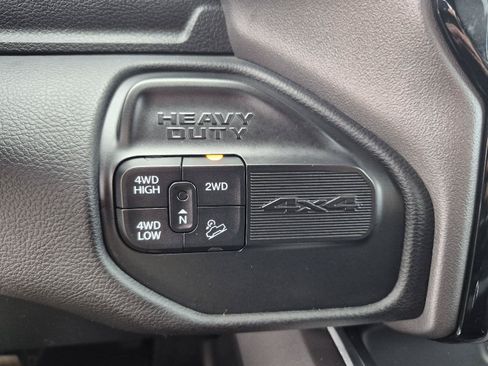 Used 2021 RAM 2500 Laramie w/ Night Edition AWD/4WD image 9