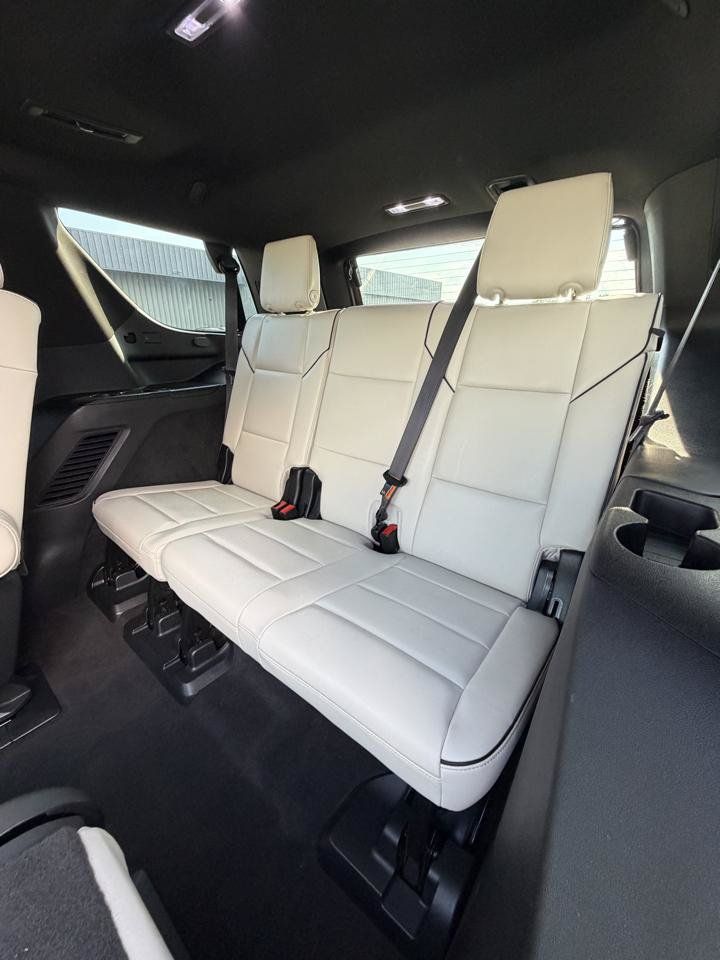 Used 2021 Cadillac Escalade Sport w/ Driver Assist Tech Package AWD/4WD image 32