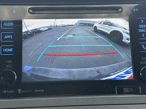 Used 2017 Toyota Sienna XLE w/ XLE Navigation Package image 20