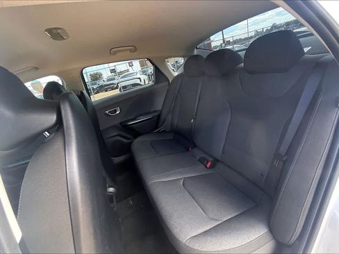 Certified 2025 Kia K4 FWD image 27