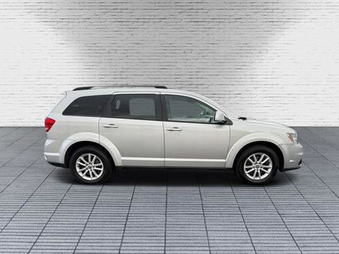 Used 2013 Dodge Journey SXT image 8
