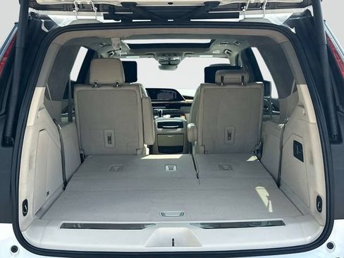 Certified 2024 Cadillac Escalade Sport Platinum AWD/4WD image 19