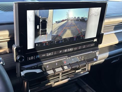 New 2025 GMC Hummer EV 2X image 15