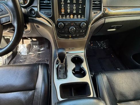 Used 2016 Jeep Grand Cherokee Overland image 33