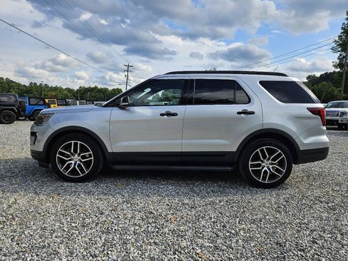 Used 2018 Ford Explorer Sport w/ Equipment Group 401A AWD/4WD image 5
