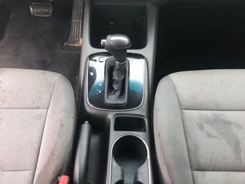 Used 2017 Kia Forte LX image 26