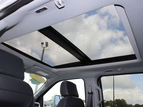 Used 2026 Ford F450 Lariat AWD/4WD image 24