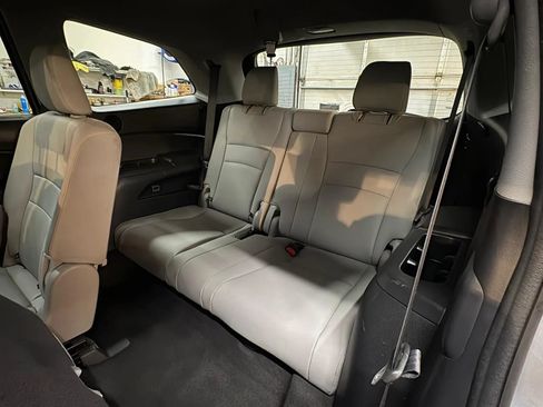Used 2019 Honda Pilot EX-L image 31