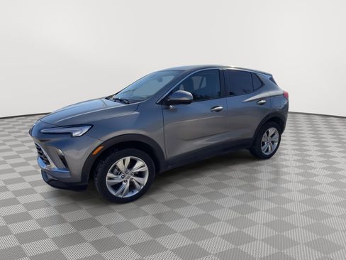 Used 2025 Buick Encore GX Preferred AWD/4WD image 4