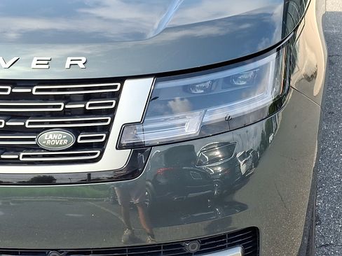 Used 2023 Land Rover Range Rover SE AWD/4WD image 9