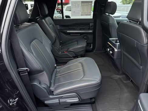 Used 2024 Ford Expedition Max Platinum image 20