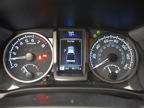 Used 2023 Toyota Tacoma TRD Pro AWD/4WD image 8