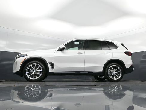New 2026 BMW X5 xDrive40i w/ Climate Comfort Package AWD/4WD image 39