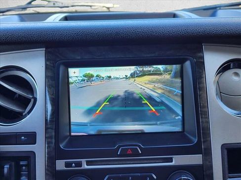 Used 2016 Ford Expedition EL Limited w/ Equipment Group 301A RWD image 13