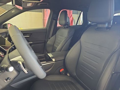 New 2026 Mercedes-Benz GLC 300 GLC 300 image 16